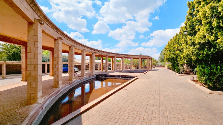 1 Bedroom Property for Sale in Brandwag Free State